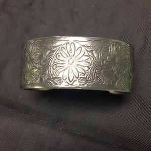 Salisbury Pewter April cuff bracelet